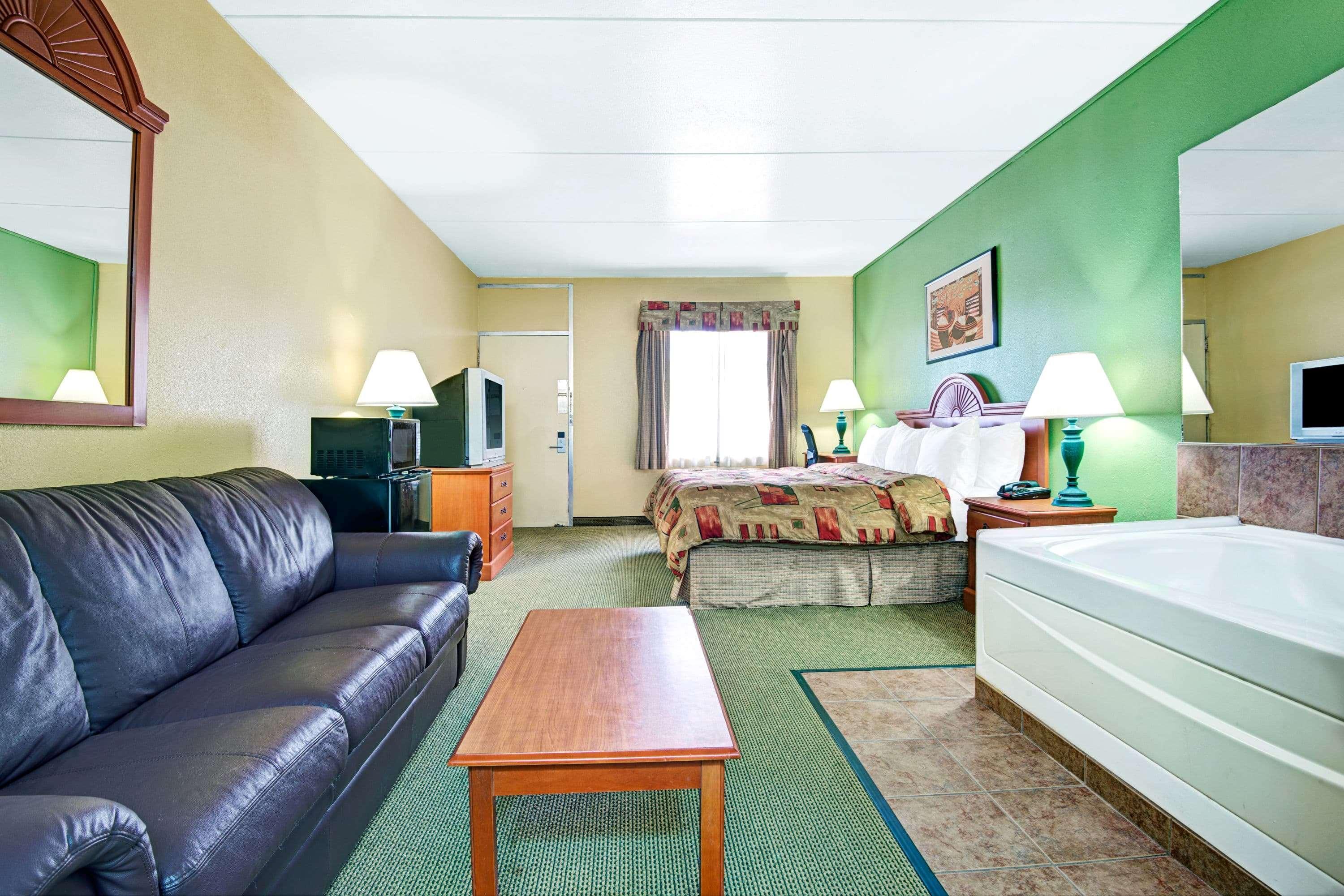 Super 8 By Wyndham Nashville Near Downtown / I-40 Экстерьер фото